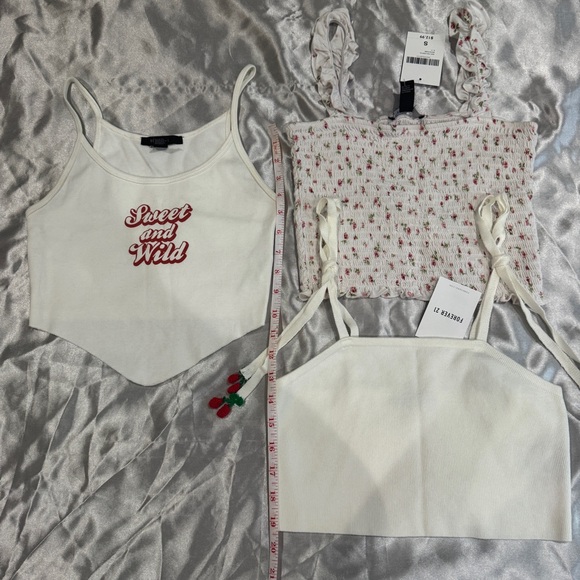 ♡3 Forever 21 Crop Tops Cherry Ties, Flowers, And Sweet & Wild♡ - Picture 5 of 5